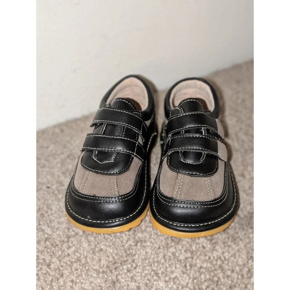 Little Mae's Boutique Toddler Squeaky Shoes Black Grey First Walkers Size 6